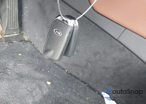 2019 Kia K900 Luxury from USA, damaged, VIN KNAS34J67K6014744